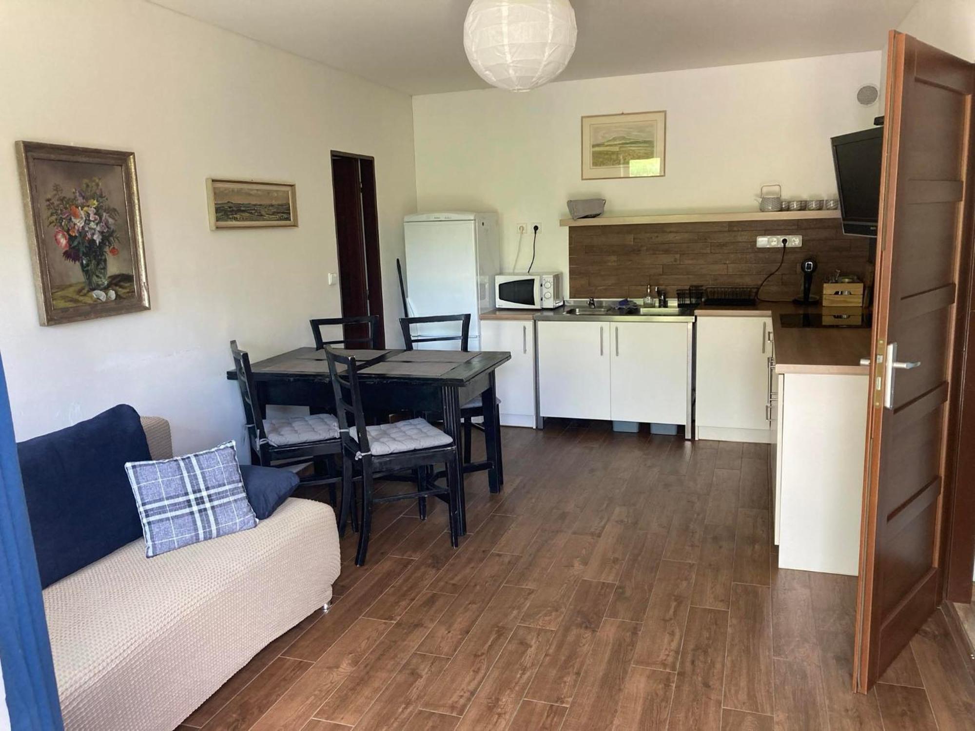 Apartman Zidovice Louny Bagian luar foto